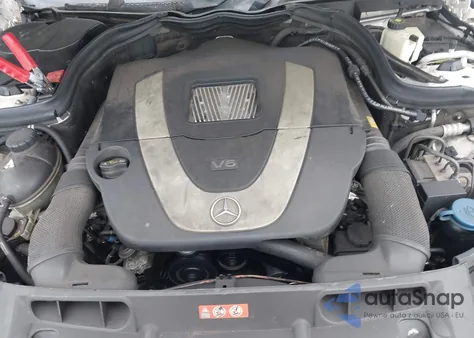 2010 Mercedes-Benz C 300 Sport 4Matic z USA, uszkodzony, nr VIN WDDGF8BB8AF394121